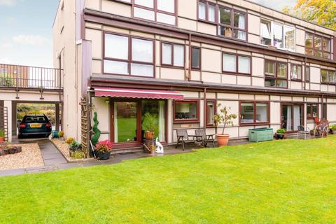 121/18 Comiston Drive, Edinburgh, EH10 5QU