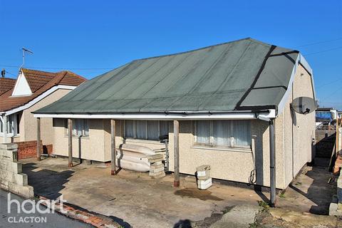 76 Brooklands, Jaywick, Clacton-on-sea, CO15 2JG