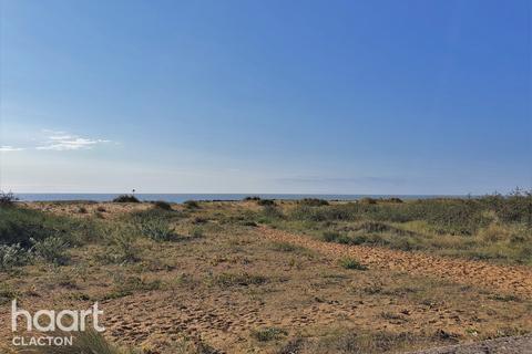 76 Brooklands, Jaywick, Clacton-on-sea, CO15 2JG