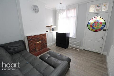 3 bedroom terraced house to rent, Upper Charnwood Street, Leicester