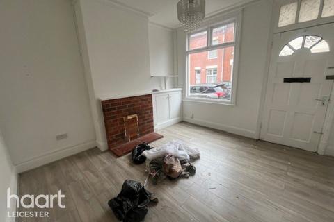 3 bedroom terraced house to rent, Upper Charnwood Street, Leicester