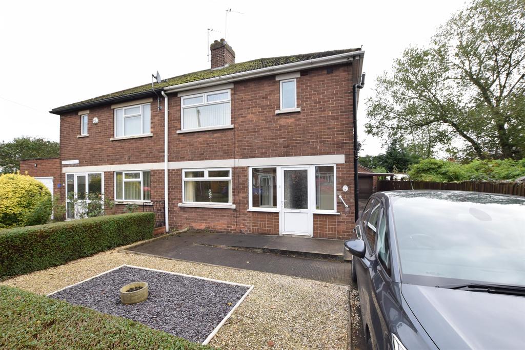 Burghley Road, Scunthorpe, Scunthorpe, DN16 1JD 3 bed semidetached