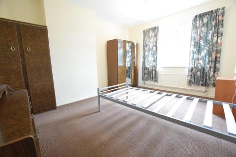 3 Burghley Road, Scunthorpe, DN16 1JD