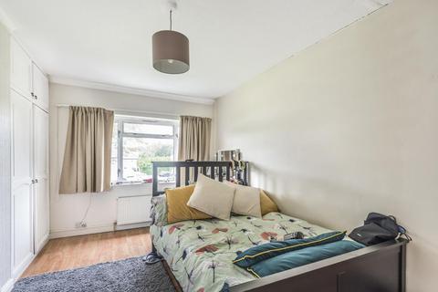 25 Buckingham Avenue, Thornton Heath, CR7 8AS