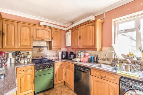 25 Buckingham Avenue, Thornton Heath, CR7 8AS