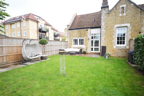 29 Jepson Drive, Stone, Dartford, DA2 6FR