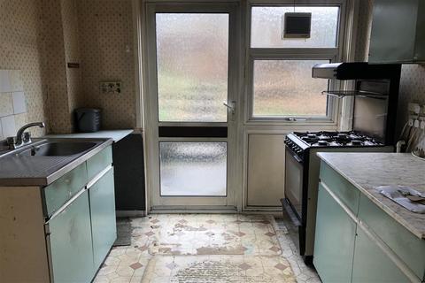 8 Ifield Way, Gravesend, DA12 5UJ