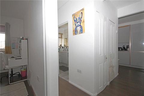 46 Monarch Parade, Mitcham, CR4 3HA