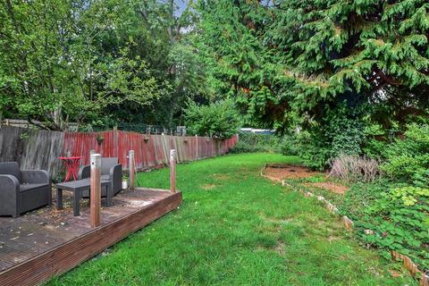 14 Ashurst Close, Kenley, CR8 5DH