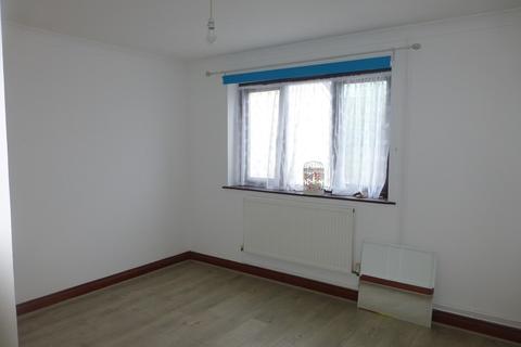 16 Brynglas, Penygroes, Llanelli, SA14 7PY