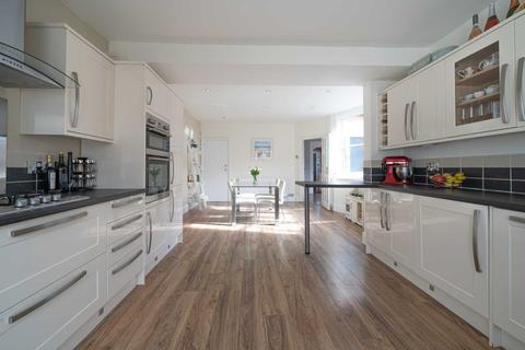 67 Blenheim Road, Caversham, Reading, RG4 7RP