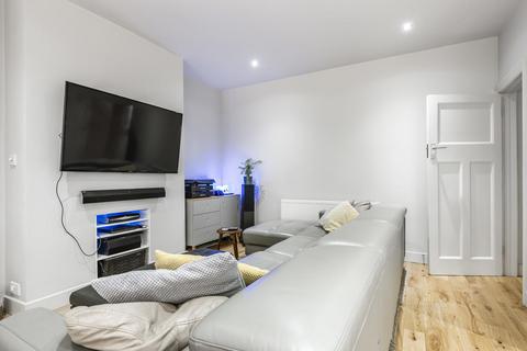54 Alexandra Crescent, Bromley, BR1 4EX