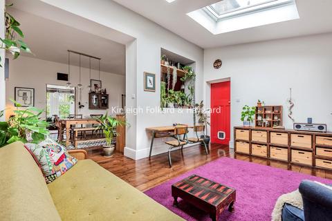 56 Verdant Lane, London, SE6 1LF