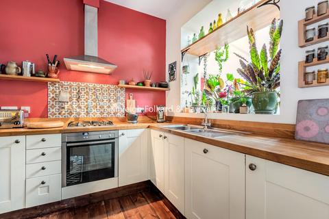 56 Verdant Lane, London, SE6 1LF