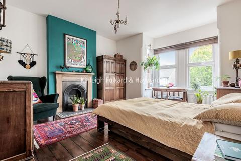 56 Verdant Lane, London, SE6 1LF