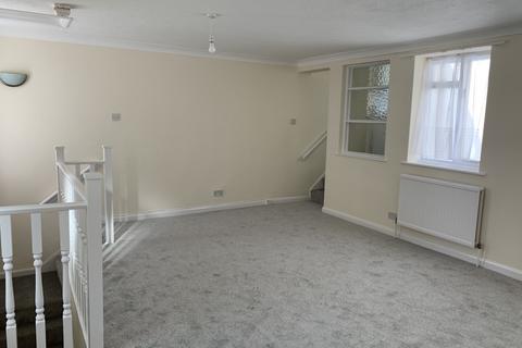3 bedroom mews to rent, Chapel Cottage, Kemp Town