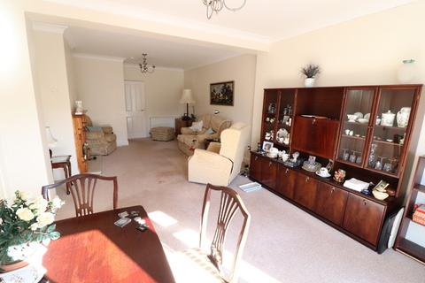 50 Princes Close, North Weald, Epping, CM16 6EW