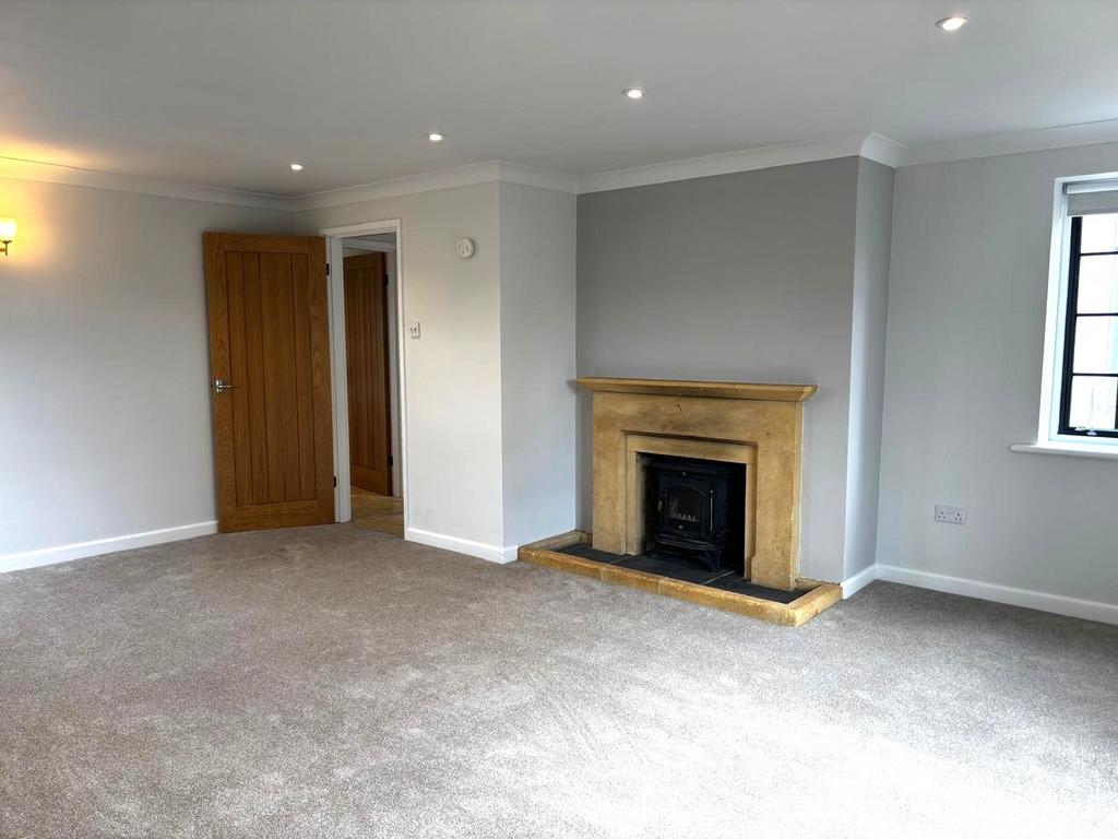 House in CHIPPING CAMPDEN - View 4