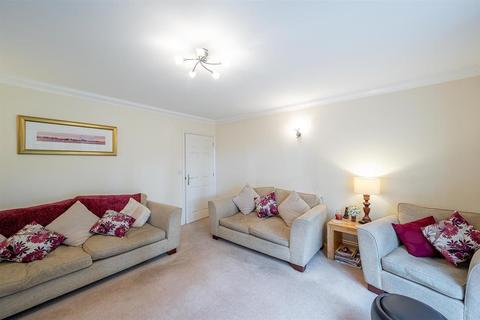 14 Dunsley Drive, Stourbridge, DY8 5RA