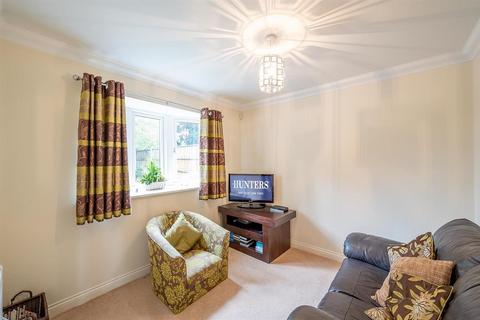 14 Dunsley Drive, Stourbridge, DY8 5RA