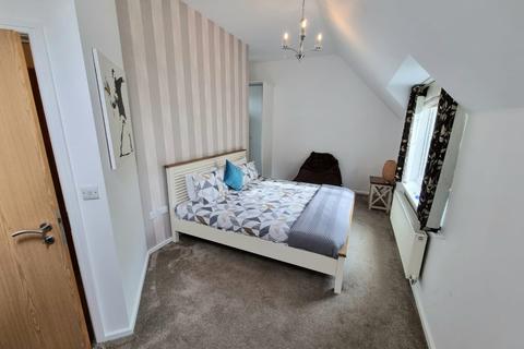 1 bedroom in a house share to rent - Firth Boulevard, Warrington, WA2
