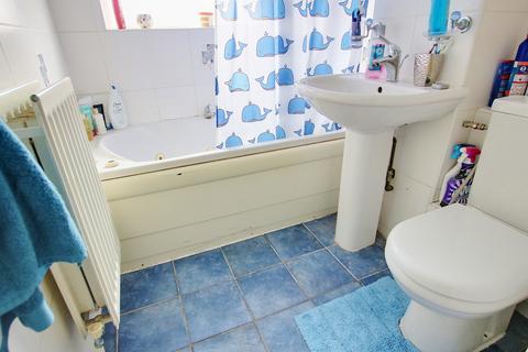 6 Bronte Way, Southampton, SO19 7JG