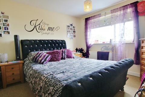 6 Bronte Way, Southampton, SO19 7JG