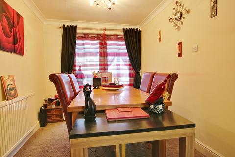 6 Bronte Way, Southampton, SO19 7JG