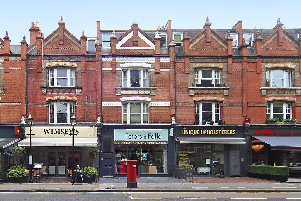 New Kings Road, Fulham, London, SW6 1 bed flat to rent £1,235 pcm (£