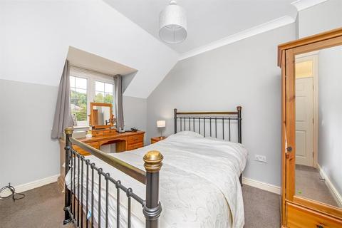 2 Acrewood Close, Leeds, LS17 8GJ