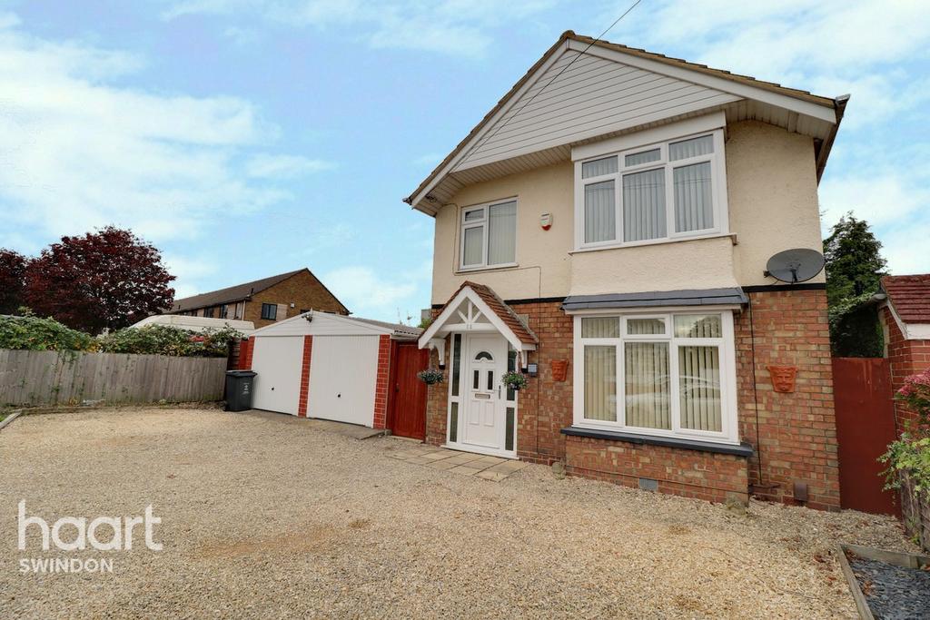 Stratton Road, Swindon 3 bed detached house £280,000