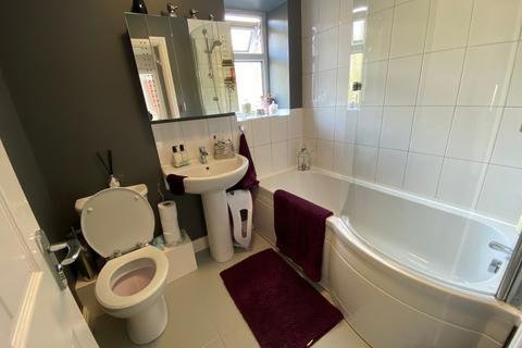 17 Eirw Road, Porth, CF39 9LT
