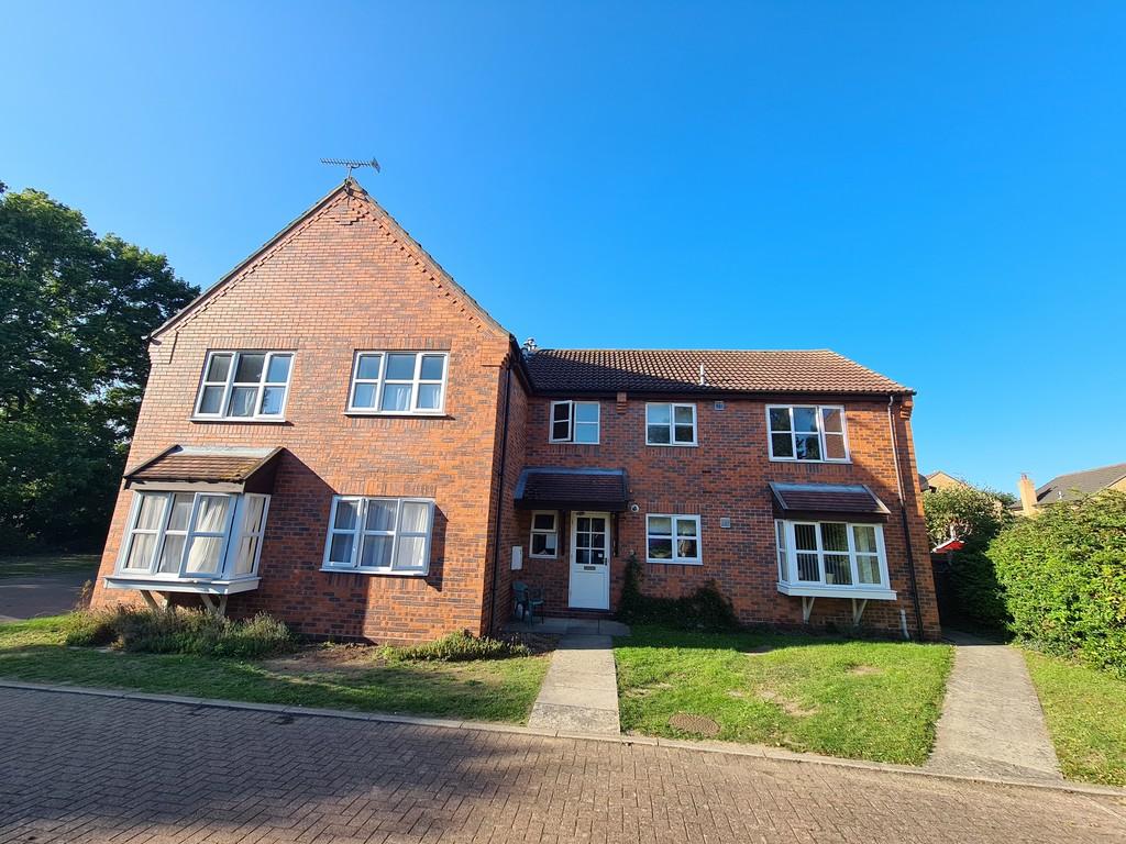 Water Meadow Close, Loddon 1 bed flat £89,995