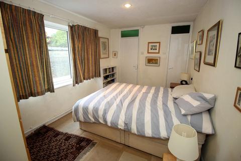 35 Abbey Road, Cambridge, CB5 8HH