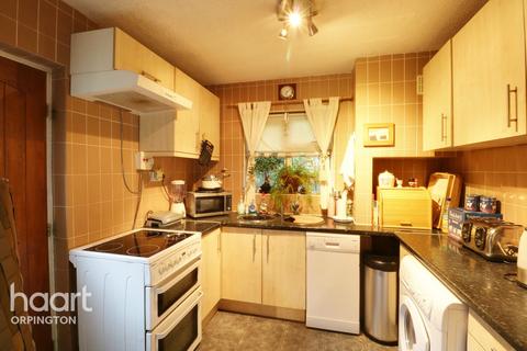 102 Crockenhill Road, Orpington, BR5 4DG