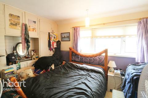 102 Crockenhill Road, Orpington, BR5 4DG
