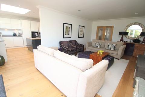 55 Hawkwell Road, Hockley, SS5 4DE