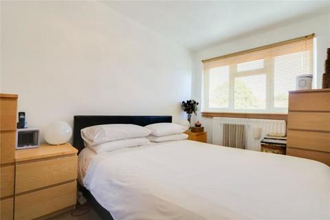 88 Bramble Close, Croydon, CR0 8JJ
