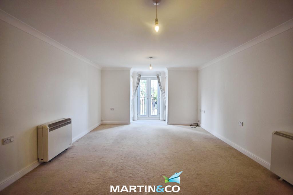 Apartment in Solihull - View 4