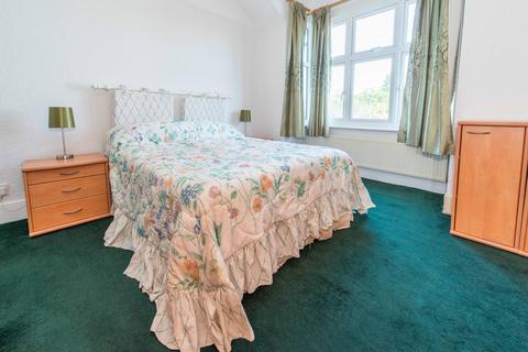 23 Avenue Road, Wallington, SM6 9QF