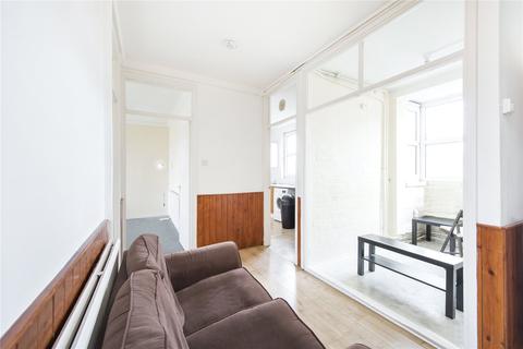 42 Mapledene Estate, London, E8 3LN