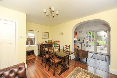 90 Manor Road, Chesterfield, S40 1HZ