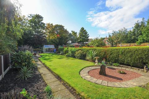 90 Manor Road, Chesterfield, S40 1HZ