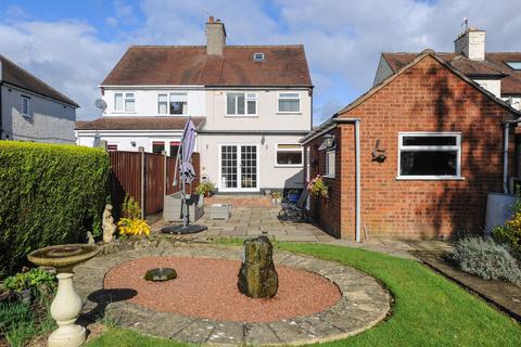 90 Manor Road, Chesterfield, S40 1HZ