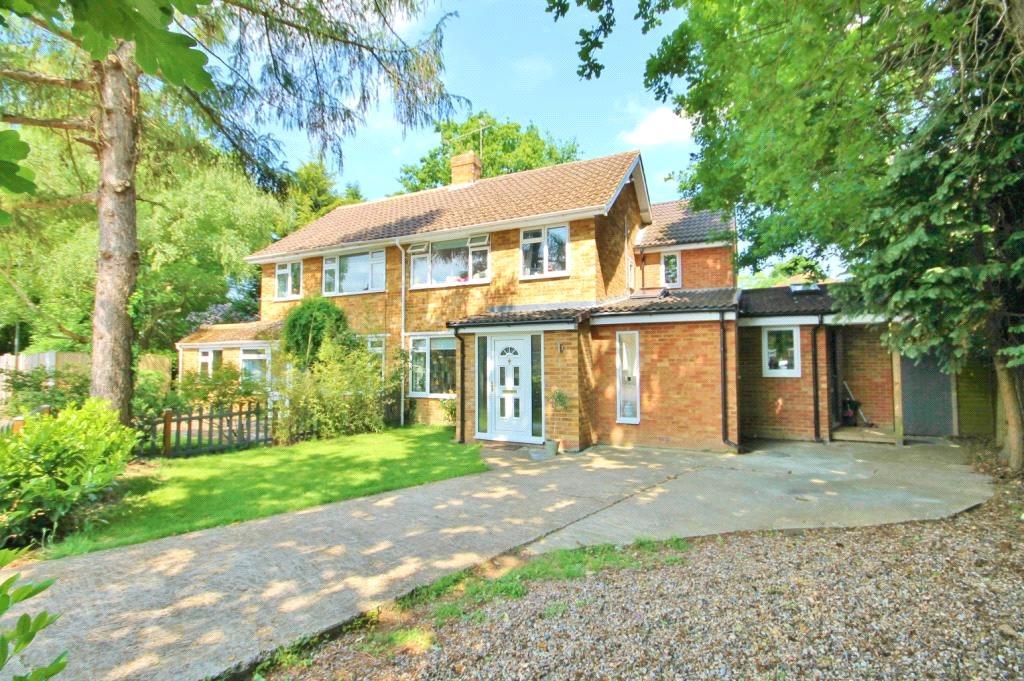 Bramwell Close, Lower Sunbury, Middlesex, TW16 5 bed semidetached