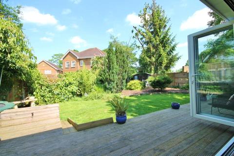 40 Bramwell Close, Sunbury-on-thames, TW16 5PU
