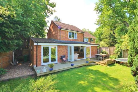 40 Bramwell Close, Sunbury-on-thames, TW16 5PU