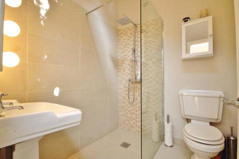 40 Bramwell Close, Sunbury-on-thames, TW16 5PU