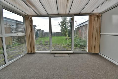 73 Henhurst Ridge, Burton-on-trent, DE13 9TH
