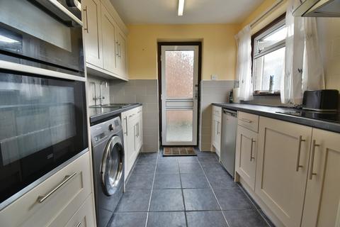 73 Henhurst Ridge, Burton-on-trent, DE13 9TH